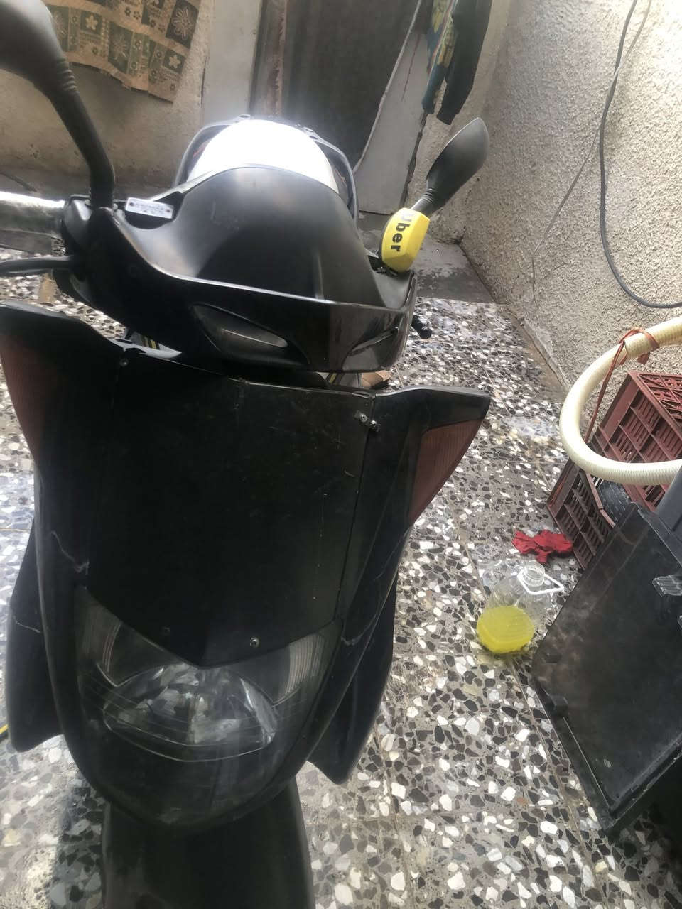 سلام عليكم ماجسته دبل رون دراجه ابيعها الك طافيه 
يعني كوم حديد لا تكلي شبيها مابيها تجي تحمل وتروح 
سعرها 250 بغداد مدينة الصدر ***********
