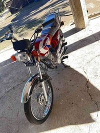 موديل ٢٥ • مستعملة ٢٠ يوم • خدش بسيط