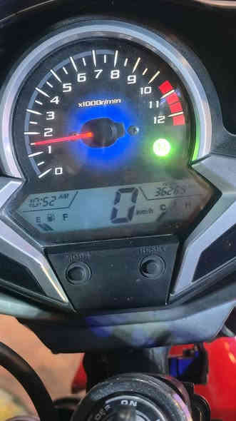 سلام عليكم 
دراجة cbr 250 r
رمبه نازله من بيت طارش
كير ومكينه مكفول
حماوه مكفوله متعبر النص
عنوان /مدينه الصدر 
سعر 15$بيه مجال 
هاتف /***********
