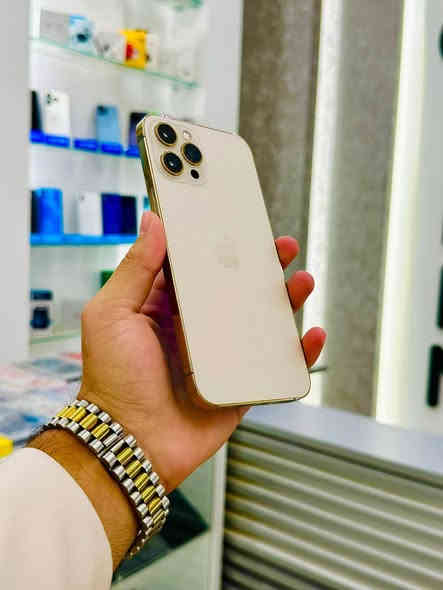 12 برو ماكس
عربي ماستر 
ذاكره 256

بطاريه مستبدله من جهاز ثاني تقره 88 

فقط بطاريه مبدله الباقي بلاد 

صوت اتصال كلشي شغال فيس ايدي شغال 

سعر 390 قفل 
مكاني رمادي تأميم
***********
