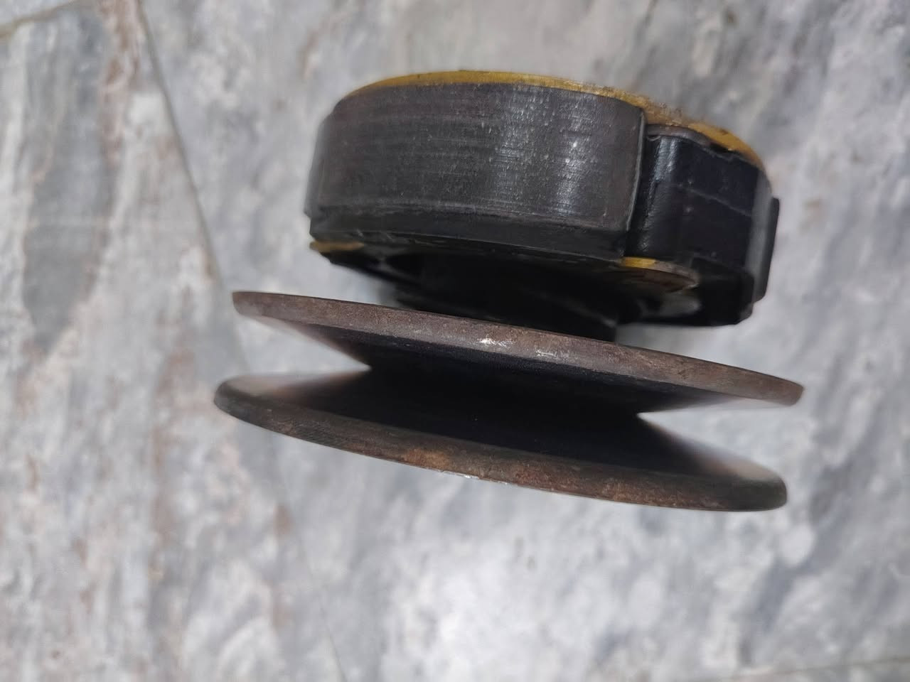 كلجات رياضي اصلي ما مفتوح مال تفصيخ
السعر 45 قفل مكاني بغداد مدينة الصدر ما متواجد واتساب ***********
