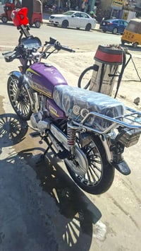 دراجة سونلنك 5 كير مكينة 200 سيسي موديل 2025/11/22 كفالة عامة برغي مام...