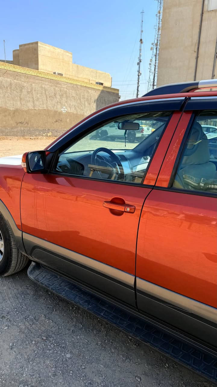 مهافي 2009 مكفولة عدا شبر بارد بالجاملغ الايمن 
بصمة 
تشغيل عن بعد 
حساسات خلفية 
اشاير 
كامرة 
شاشة 
السيارة بلادية اي نقص مابيها 
*********** عمارة, ميسان
