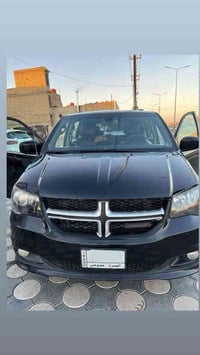 دوج كرفان موديل ١٩ ابواب كهربائية تحكم ستيرن تشغيل عن بعد بصمه عدد٢ نض...