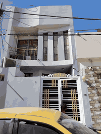 100 متر على ساحه بصف دفاع المدني اللي بشارع المجمعات للبيع ***********
