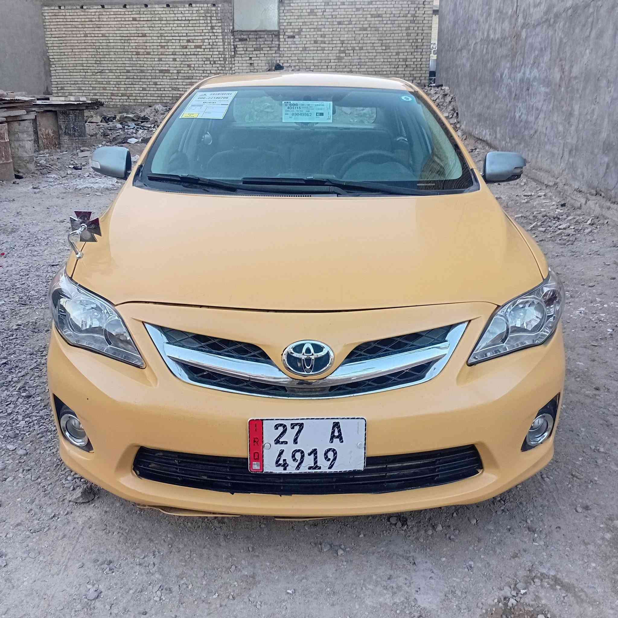 كورله موديل ٢٠١٠ وارد خليجي  حجم مكينه ١٨٠٠ دوش  بيهه طخه بل جاملغ خلفي فقط  سياره جاهزه من كلشي مكينه وكير تخم تاير صدر جديد رقم ذي قار رقم نكليزي  سياره مصفره من كلشي  سعر ٦٨ مكان سياره بغداد تحويل مباشر ***********
