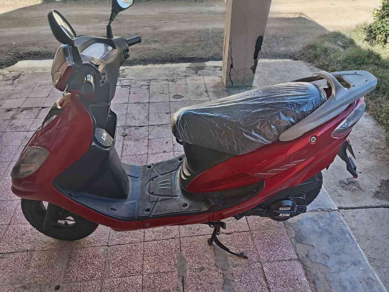 السلام عليكم ماطور سايم ابو عيون للبيع شغال صلف أو هندر او كهربائيات كله شغال ماطور 
مكينه فول نعومه
موديل 2018
السعر 550 او بي مجال قليل للشراي
مكان الرمادي
الاستفسار ***********
