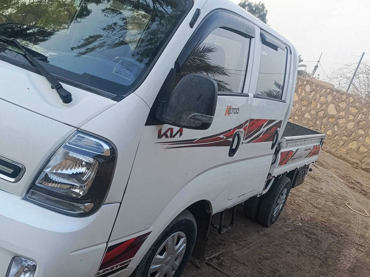 كيا دبل قماره2022رقم قادسيه السياره حلوه بيه طخه مامصلحه بالباب الخلفي والدوسة  السياره مال جناي السعر 146وبيه شي قليل/////// ***********///***********. مكان السياره بابل
