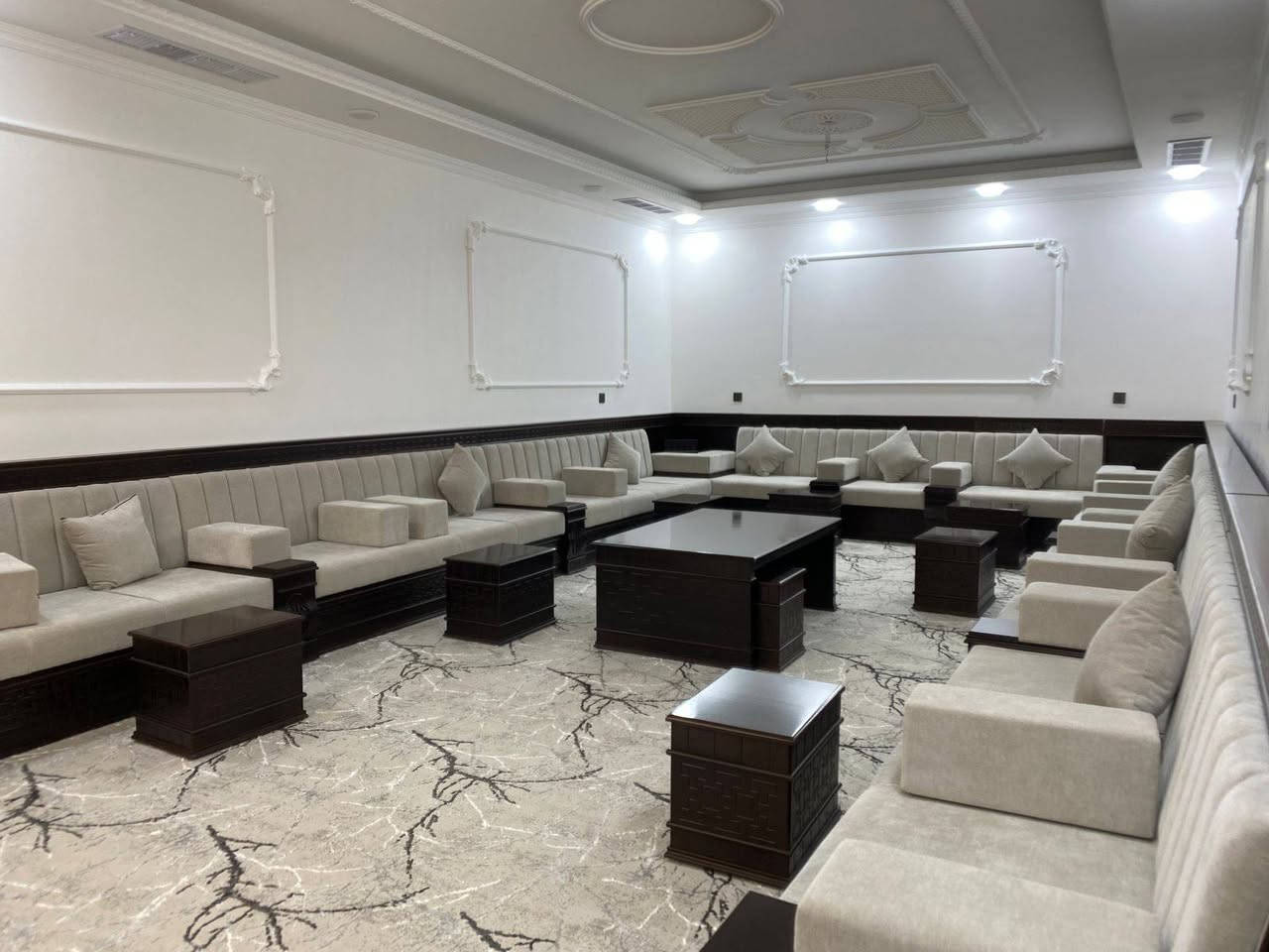 مـعـمـل مهدي بامرني 🔥♥️
صنع كافه انواع القنفات والجلسات العربيه الحديثه 🔥
بأنسب الاسعار 🔥
📍دهوك - دوميز 
☎️***********
