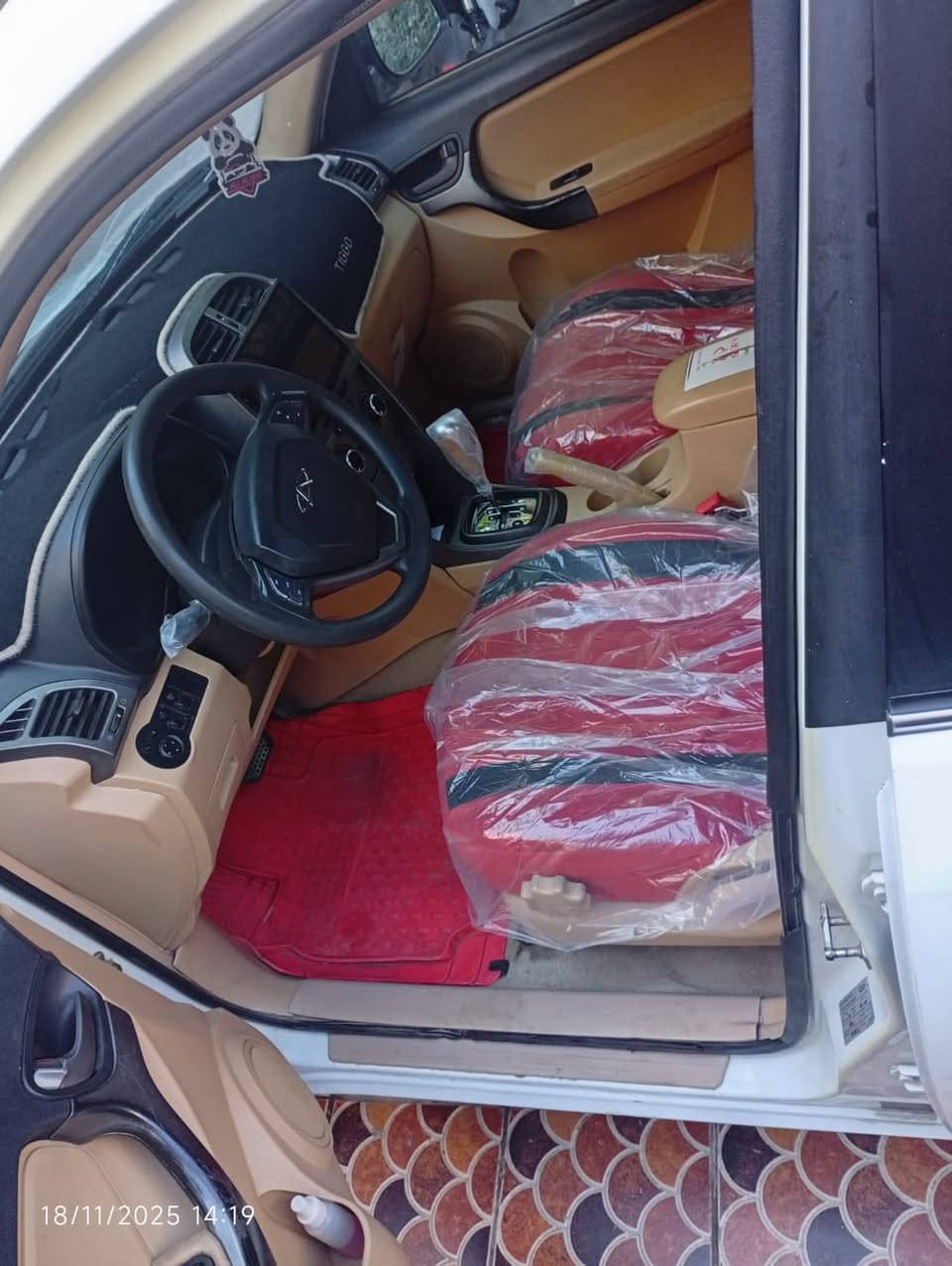 سلام عليكم تيكو مديل ٢٠١٢ شكل ١٣
سياره جاهزه خير من الله  رقم  بغداد انكليزي 
كير كهربائي 
تبريد شغال باسمي سياره 

***********

سعر ٥٢
