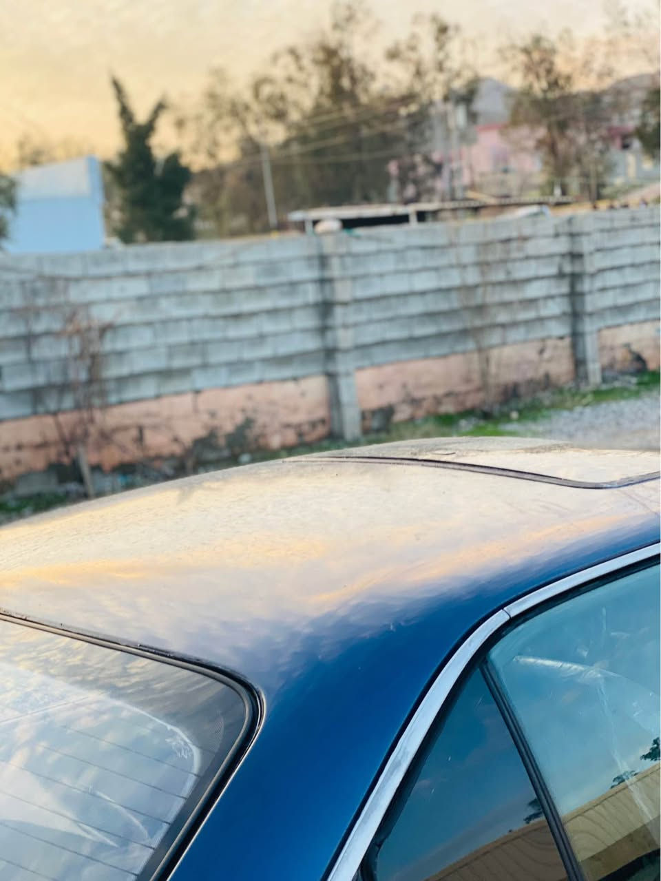 ١٩٩٠ 
ئارم بلاستيك سليماني 
مةكينة ٢٠ 
دةعم و ليداروي بة شةرت 
موس و براوة بة شةرت 
گير تؤماتيك 
سلايد 
گةرمي 
لايت و بةگلايتي نوي 
دةعامي بؤ دةعامي بة شةرت 
جركةي تيا نية 
سةيارةكة تازة سبوغ كراوةتةوة و زؤر زؤر جوانة 
ئةوليات بة شةرتي دائيرةي مرور 
شوين كؤية 
نرخي ٢٣ گةلا و مةجال 
***********
*********** كويسينجاك, أربيل
