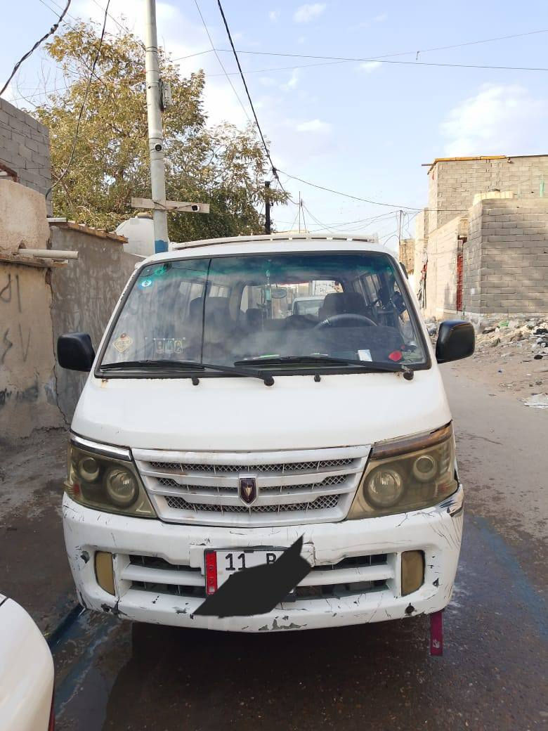 سلام وعليكم جنبي البيع موديل 10 مكفوه من ضربه وصبغ عل بلاد بيه   شخوط بصيطه مكينه فور واي الساره بسمي لسعر 53 وبيه مجال العنوان مدينت الصدر  *********** السيبايه مو وياء
