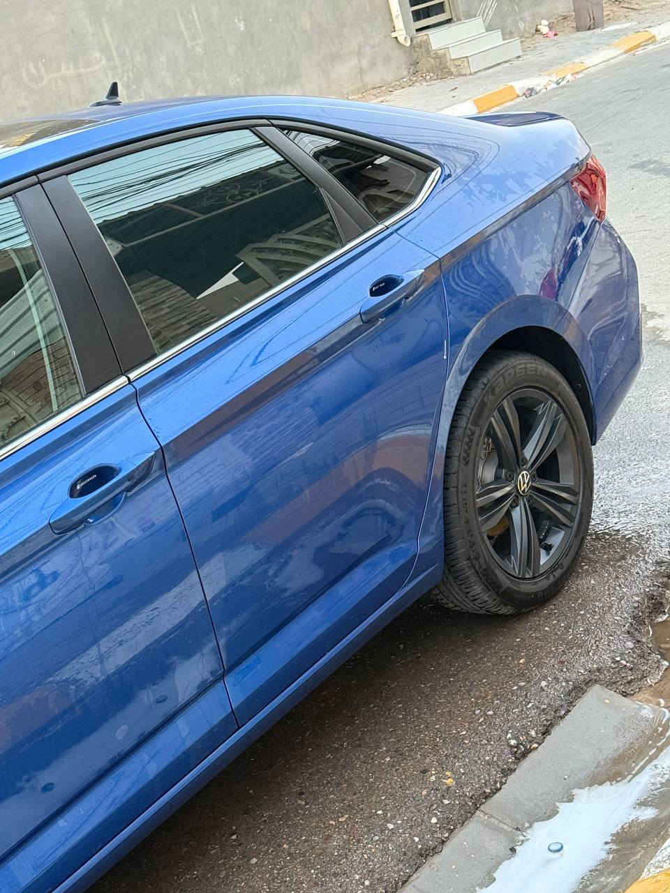 فولكس واگن جيتا 2022 فئة SE
رقم اربيل باسمي سنوية لسنة 2027 هزة جديدة
حادثها خفيف بس دعامية امامية
***********
