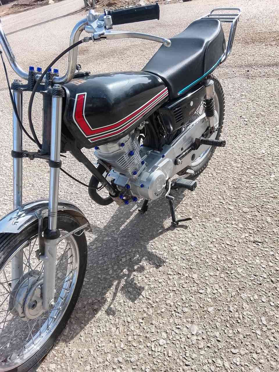 سلام عليكم حربي للبيع مكينه رابيدو الاصلي ٦احرف شاصي نامه شلامجه اوراق دراجه شلعه معدل طيران دراجه خير من الله سعرها 525وبيها مجال للشراي فقط مكاني بابل محاويل هذا رقمي ***********
