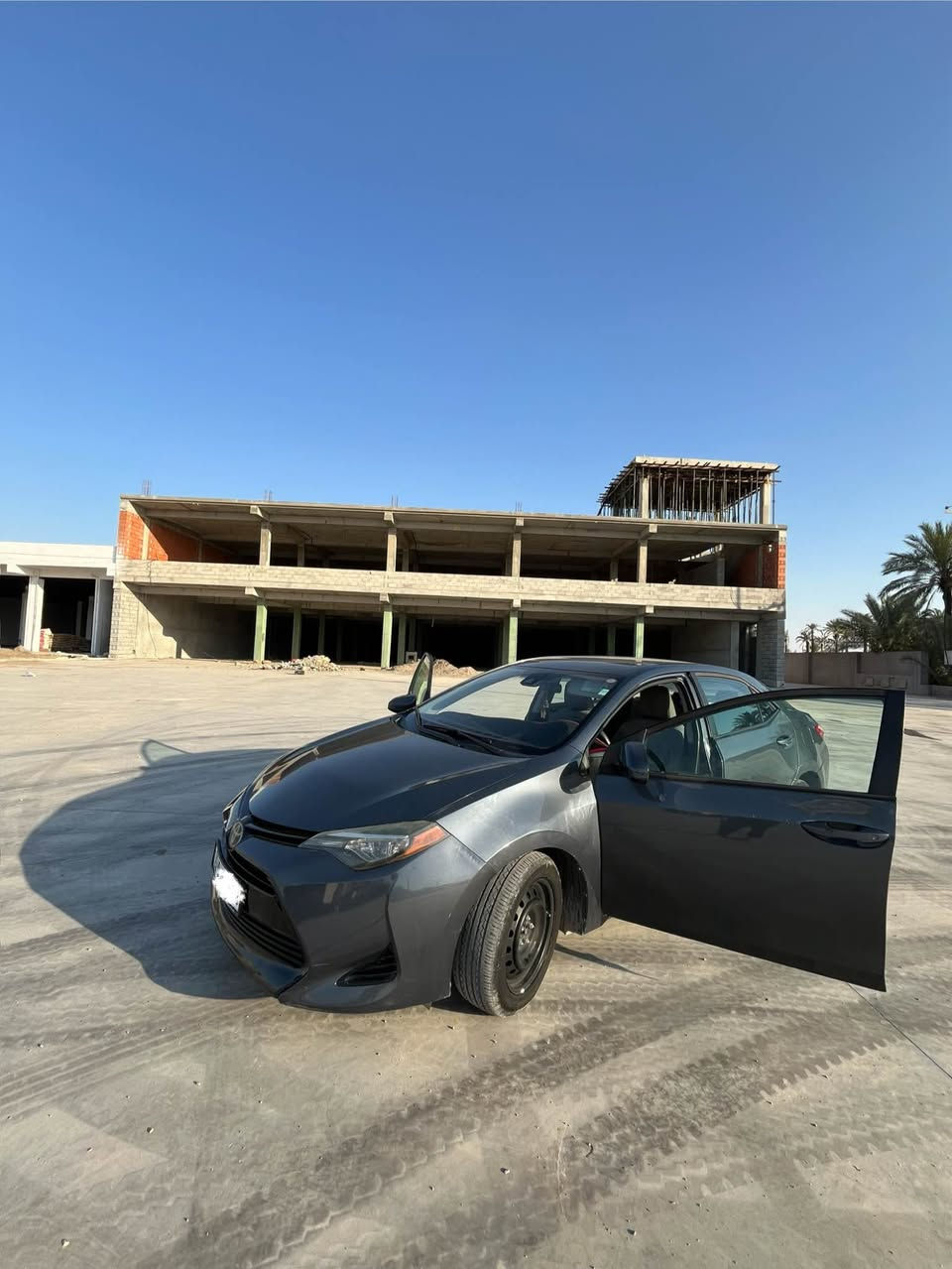 🚗 تويوتا كورولا LE موديل 2018 للبيع 🚗

🔹 اللون: نفطي
🔹 الفئة: LE
🔹 الممشى: 93 ألف مايل

للتوضيح:
• 4 قطع صبغ فقط: بابين جهة السائق، الجاملغ، والباب الخلفي جهة الراكب.

السعر 120 وبيها مجال للشراية

السيارة نظيفة وتستحق المعاينة، واللي جاد بالشراء يتواصل،  على رقم *********** 
وإن شاء الله ما أقصر وياه.

📍 الموقع: خانقين - ديالى خناقين, ديالى
