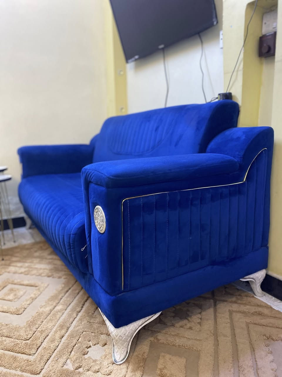 السلام عليكم تخم تزكام قوي ٧ مقاعد نظيف جدا السعر ٤٠٠ وبيع مجال العنوان البلديات  الضباط الزراعي قرب الصحفيين   وياه تلبسية بلونه وكوشات عدد٤


**إذا كنت صاحب هذا الإعلان وتريد حذفه لأي سبب، رجاءا أرسل رسالة إلى الدعم الفني**