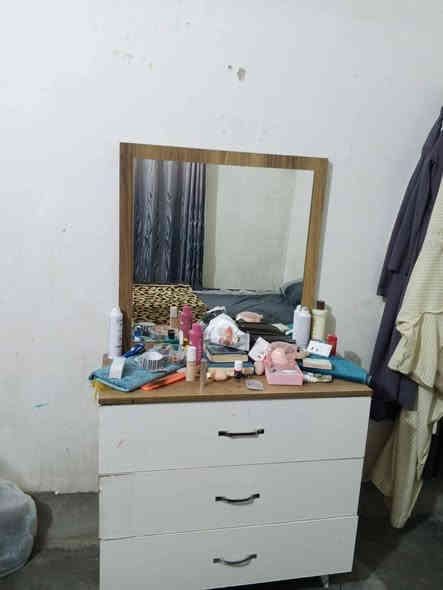 للبيع غرفه نوم تركي سعر ٢٥٠ وبي مجال ع خاص 
فلوجه شهداء 
*********** للإستفسار
