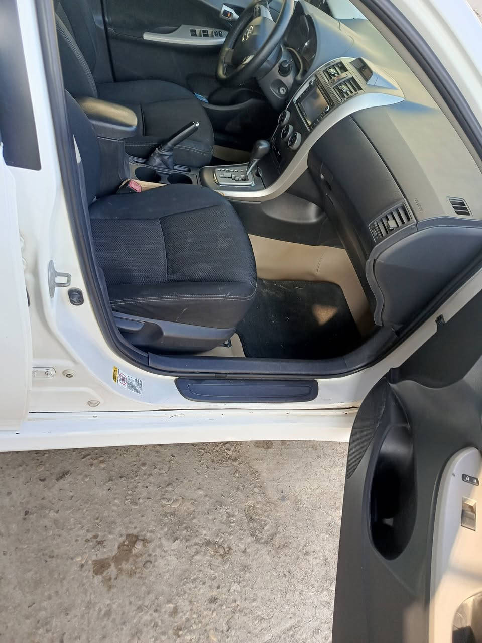 السلام عليكم كورلا وارد امريكي اس فتحه حادثهه جاملق مامي فقطوباب رش مندون دواخل موديلا 2012العنوان بغدادابوغريب *********** ***********
