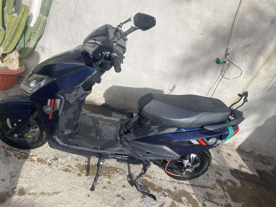 للبيع دراجه نظيفه جدآ مكانها بغداد السعر ٦٠٠ وبيها مجال للاستفسار *********** مكلف بلنشر
