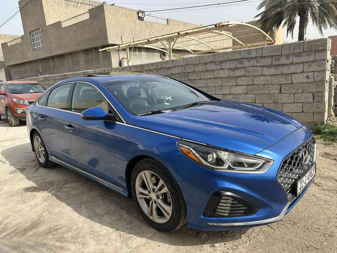 السلام عليكم
للبيع سوناتا 

 موديل ١٨

السياره حادثه موضح فقط ضربته صطحيه مكفول الحوض والشواصي مطاك ايرباك بجم كبس وصفاح بلاديه معنده الصندوق

السياره بسمي. 

ماشيه ٨٤ ميل 

محرك 2400 Gdi 

السعر ١٢٥ ورقه وبيه مجال 

مكان السياره الراشديه 

الرقم ***********
