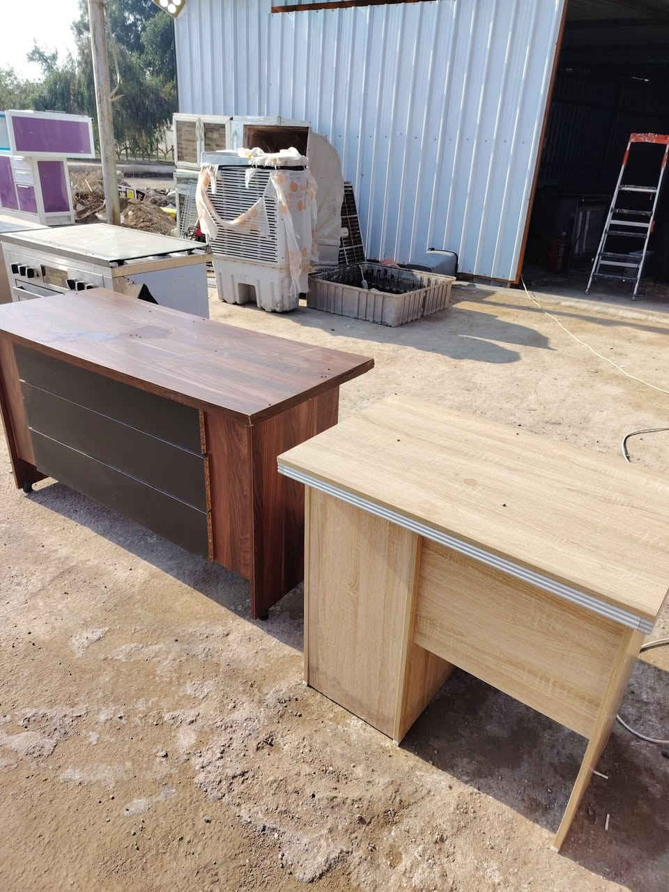 لبيع وشراء الأثاث المستعمل والجديد ومراوس كاطون الرازي قرب المجسر الجديد نشتري كافت الأثاث المنزلي ولمكتبي وغرف نوم تركي صاج عراقي للاستفسار هاتف وتس اب ***********
