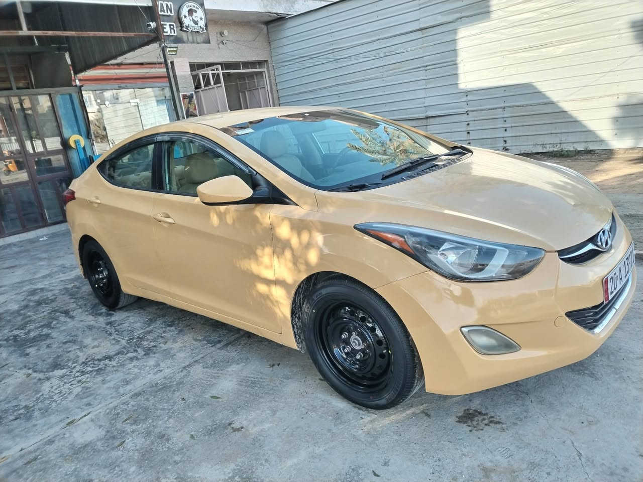 السلام عليكم الانترا مكينه 2000 جديده كير اوتماتيك بلادي حادث قبق الجنطه مكفوله شواصي مصفره تحويل مباشر سعر ٨٣ مكاني بغداد الزعفرانيه ***********
