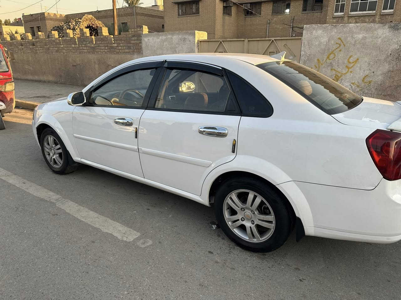 أوبترا موديل ٢٠١١ خليجي بيه قطعتين صبغ بدون دواخل سياره جاهزه مكينه كير خير من الله السعر ٧٧ بيه مجال قليل مكاني الدوره بسمي رقم جديد وهزه جديده هاتف ***********
