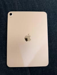 ايباد ١١ • ١٢٨ • بطارية ٩٦٪