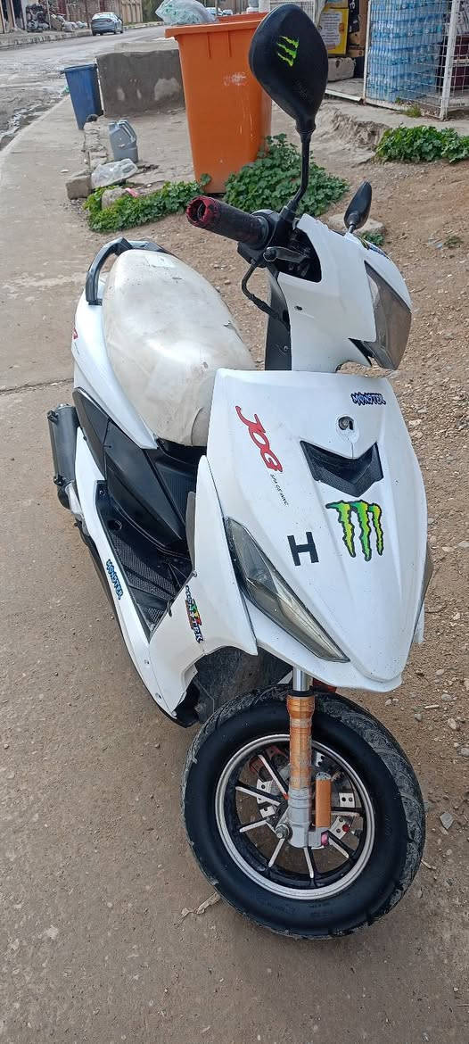 ماطور Fsللبيع نضيف كلش سعر 400بي مجال شراي  يتصل على رقم 👇
***********
