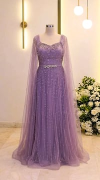 فستان • قياس ٤٦ • ملبوس ساعتين