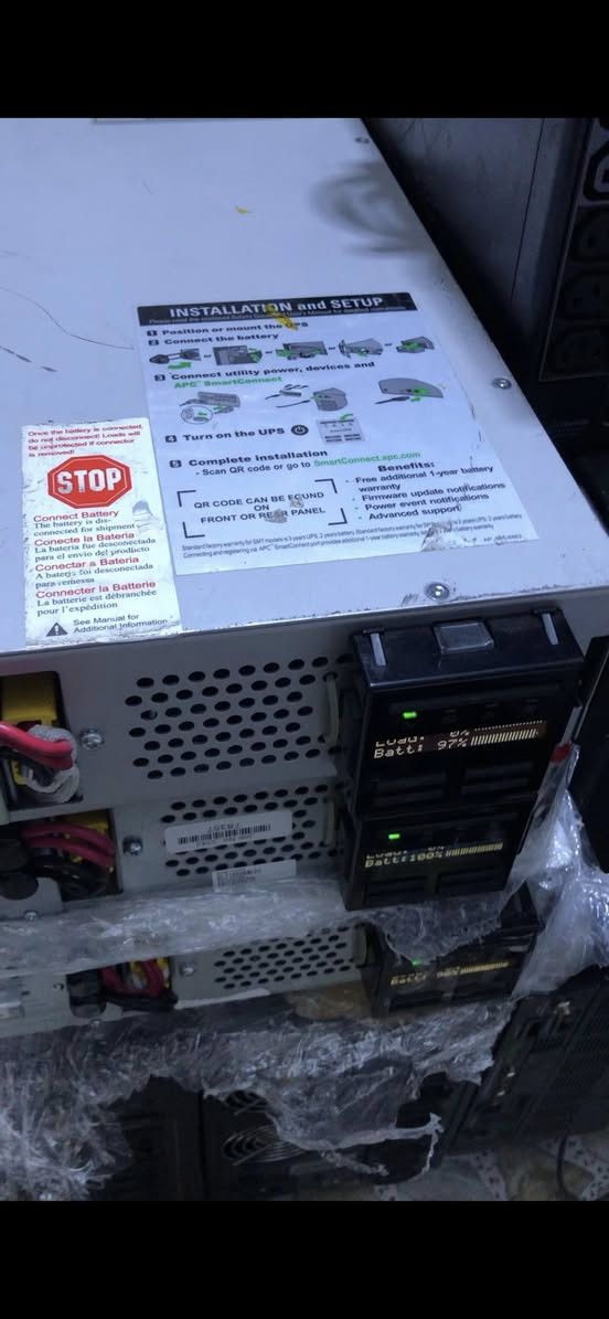 اجهزة اصليه كامل بطاريات اصليه حجم 1500  سعر القطعة ١٠٠ آلف بغداد يوجد تواصل ***********
