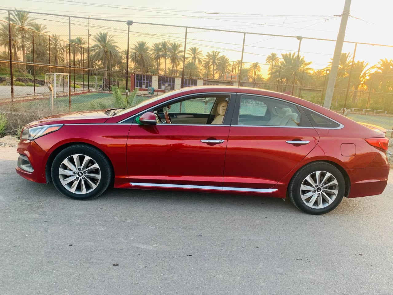 السلام عليكم سوناتا سبورت موديل ٢٠١٦ سياره جديده وكامله محرك معله كازكيت وحادثها دعاميه و بنيد فقط بدون دواخل وباب السايق بيها بارد نضربت بدراجه ع كد شبر السعر ١٢٥ للاستفسار *********** حلة, بابل
