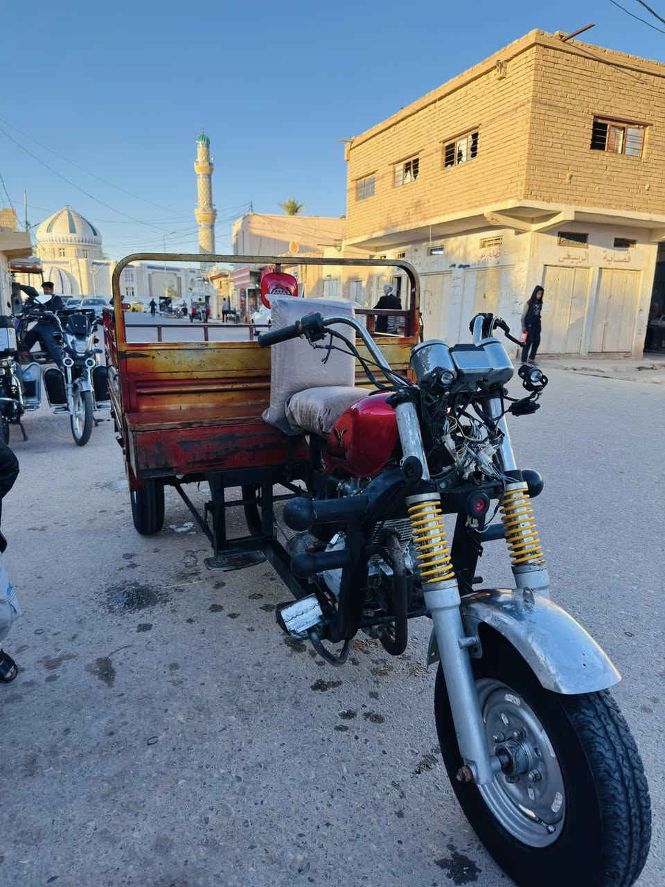 سلام عليكم ستوته للبيع سعرها 750 وبيها مجال مكانها سعدية ***********
