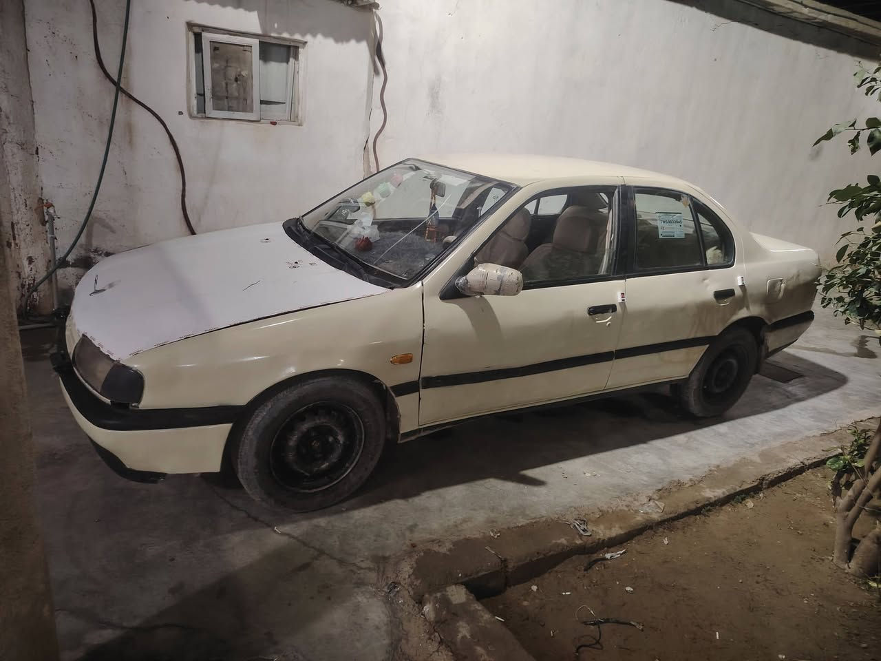 سلام عليكم من رخصت الدمن
سياره نيسان برايمرا موديل 1991 
كير محرك شرط رقم كركوك شرط التحويل سنويه نافذه صدر خير من الله تايرات جدد تخم كامل كهربائياتها يرادلها شي بسيط السياره خير من الله مال جناي السعر 30 وبيها مجال ***********
