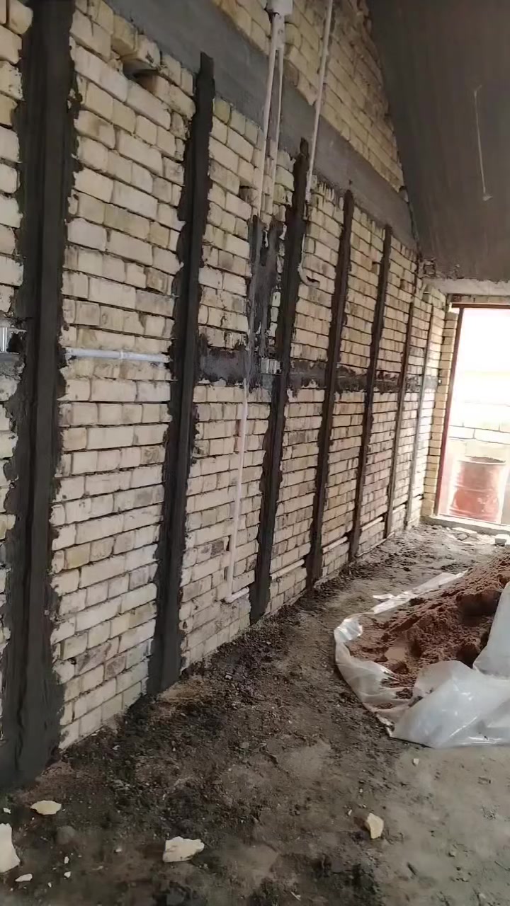 سلام عليكم نحن كادر لبخ متفرغ حاليا نعمل جص سكوف وجدار لبخ وتبياض رقم الهاتف للاتصال والمراسله وتساب ***********
