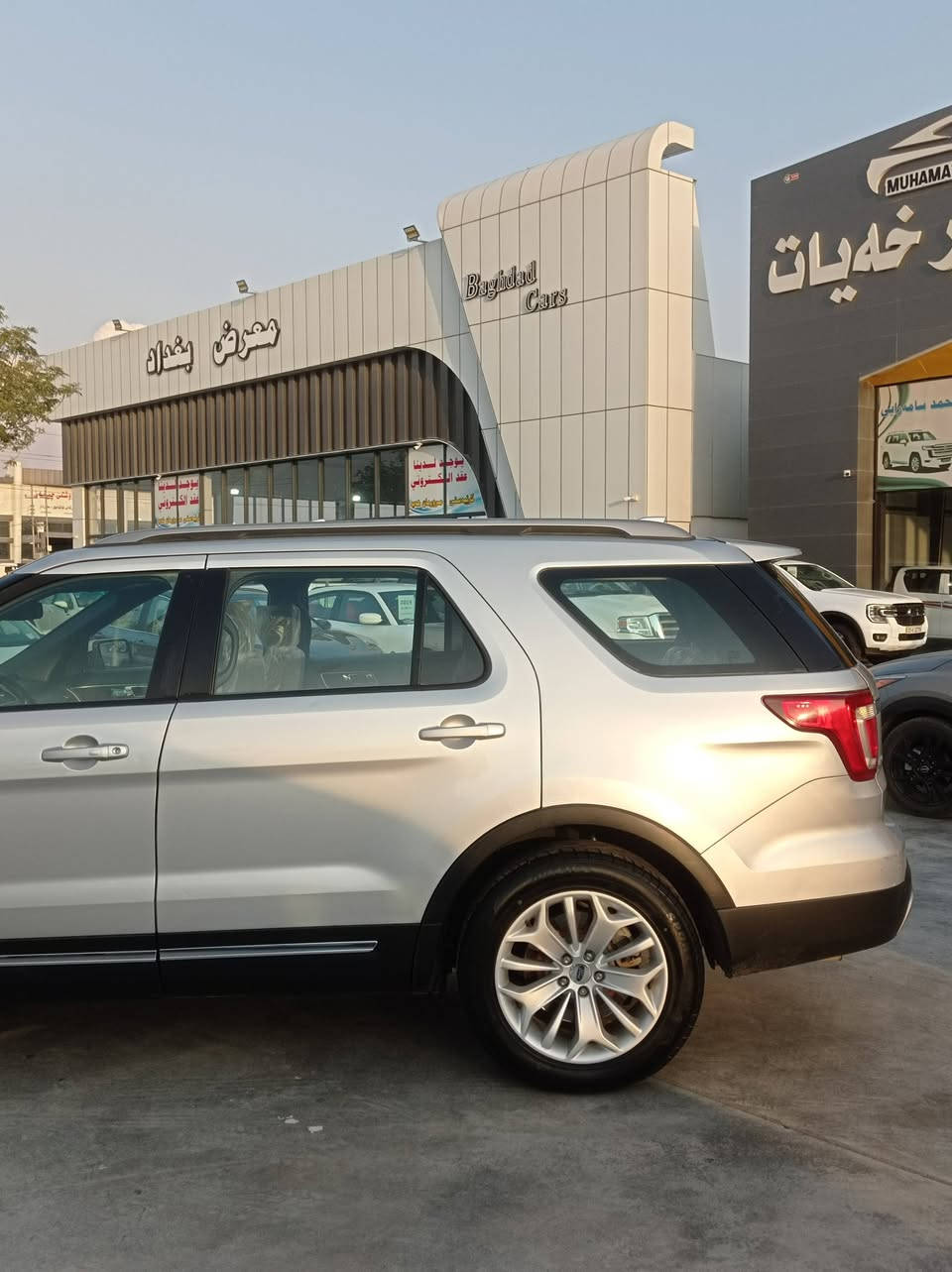 FORD EXPLORER 2017
بِسْمِ اللهِ الرَّحْمَنِ الرَّحِيْم 
عربي / كوردی 
عربي 
فورد اكسبلور موديل ٢٠١٧ وارد امريكي ثلاث قطع صبغ بدون دواخل بجم کبس خلفي كبس ماشي ( 150 ) ألف ميل محرك ممفتوح رقم اربيل سنوية و هزة جديد حتى (٢٠٢٩) سيارة جاهزة و بدون نقص .
المحرك : ٦سلندر - حجم : ٣٥٠٠ - قوة : ٢٩٠ حصان 🐎 .
ملاحظة ⛔: بيهه سيستم غاز إيطالي .
مواصفات (4WD + XLT )
١-دبل اكسل 
٢-٧راكب 
٣-لایت زنون 
٤-حاسة
٥-لايت أوتو 
٦-٣مقعد تبريد 
٧-قفل تلقائي 
٨-فوليوم
٩-جام أوتو 
١٠-بصمة
١١-٤مود قيادة 
١٢-تحدید سورعة
١٣-كشن كهرباء
١٤-مراية هيتر 
١٥-بگلايت ليد 
١٦-كاميرا
١٧-گير شفط 
١٨-فتح تلقائي
١٩-كود أبواب 
٢٠-لايت ليد 
٢١-صندوق كهرباء 
٢٢-ابواب بصمة
٢٣-مكان هوك 
٢٤-كير ماوس 
٢٥-مسجل شاشة
٢٦-گيچ اليكتروني
٢٧-مود TOW
٢٨-ثلاث شاشة 
٢٩-اشاير بل امراية 
٣٠-شغال .
مكان : كلار - سليمانية 
سعر : ( ١٤٥ ) ورقة 💸 
رقم تلفون : 
       واتساب 
          📥
 ( *********** )
 ( *********** )
كوردی 
فۆرد اکسپلۆرا مۆدێل 2017 ئەمریکی سێ پارچه بۆیاخ بێ ناوگرتن وە پێشەوە و دواوەی کەپسە ( 150 ) هەزار ميل ڕۆیشتوە مەکینەی نەکراوەتەوە ڕەقەم هەولێر سەنەوی و هەزەی نوێیە تا (2029) سەیارەیەکی خاوێن و بێ مەسرەفە .
مەکینە : 6بستۆن - قەبارە : 3500 - هێز : 290hp 🐎 . 
تێبینی ⛔: سیستەمی غازی ئیتاڵی بۆ بەستراوە .
مواسفات ( XLT + 4WD )
1-دەبڵ اکسڵ
2-تەحدید سورعە 
3- 7نەفەری 
4- لایت زینۆن 
5-ڤۆلیۆم 
6- 3مەقعەد تەبريد 
7- لایت ئۆتۆ 
8-جام ئۆتۆ 
9-کوشین کارەبا 
10- 4مۆد لێخوڕین 
11-مۆد تراکشن 
12-حاسە 
13-بەسمە
14-ئاوێنە ئیشارات 
15-لایت لید 
16-کامێرا 
17-کردنەوەی زیرەک 
18-بەگلایت لید 
19-کۆدی دەرگا 
20-گێڕ شەفت
21-سنوق کارەبای 
22-دەرگا بەسمە 
23-شغال 
24-گێر ماوس 
25-شوێن هۆک
26-گێچ ئەلیکترۆنی 
27-شاشە گەورە 
28-مۆدی TOW
29-سێ شاشە 
30- ئاوێنە هیتەر .
شوێن : کەلار ـ سلێمانی 
نرخ : ( 145 ) گەڵا 💸 
ژ.م :   واتساب
            📥 ( *********** )               
( *********** )
