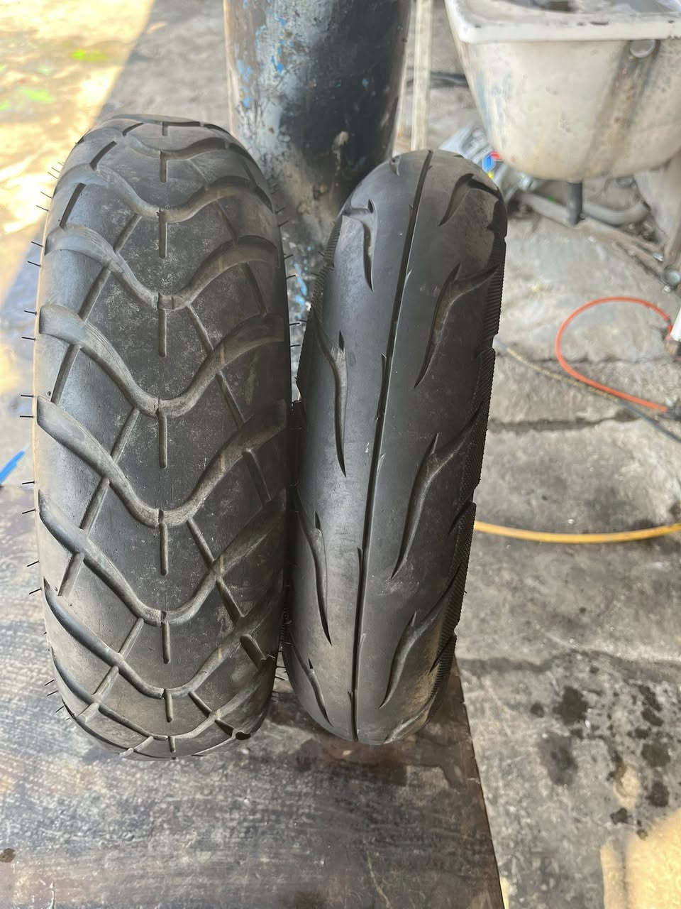 تايرات جبلي نضيفات ( الكراده ) ***********السعر(40)
