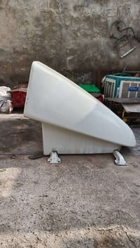 للبيع السعر 8 وبيها مجال 07811167536