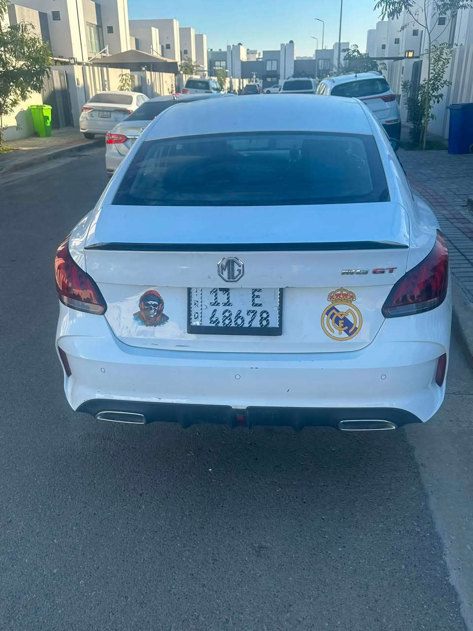 السلام عليكم 
Mg gt 2022
ماشيه 83 الف 
سياره نضيفه ونصبتها حلوه كير مكينه تخبل تدفئه تبريد السياره كلش نضيفه
 بصمه 
حساس 
اشاير بالمري 
السياره جاهزه من كل شي السياره بيها فقط بارد بالصندوق وشويه بالجاملغ وبيها شخط ممبين عايفه السياره هاي صورها كدامكم سعرها راح يكون 110وبيها مجال ما اقطع سعر بالتلفون تعال وشوف السياره وبيك خير وتدلل


**إذا كنت صاحب هذا الإعلان وتريد حذفه لأي سبب، رجاءا أرسل رسالة إلى الدعم الفني**