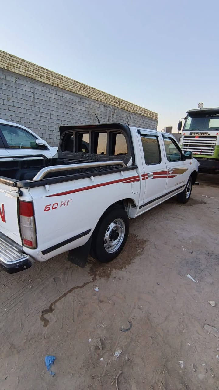 للبيع نيسان موديل 2008ياباني  مكفوله كفاله من تبديل وضربه محرك كير اكسن كفاله رقم واسط مشروع وطني طخم تايرات جدد كهربائيات شغاله تبريد ثلج شراي يتصل *********** مكلف بلنشر
