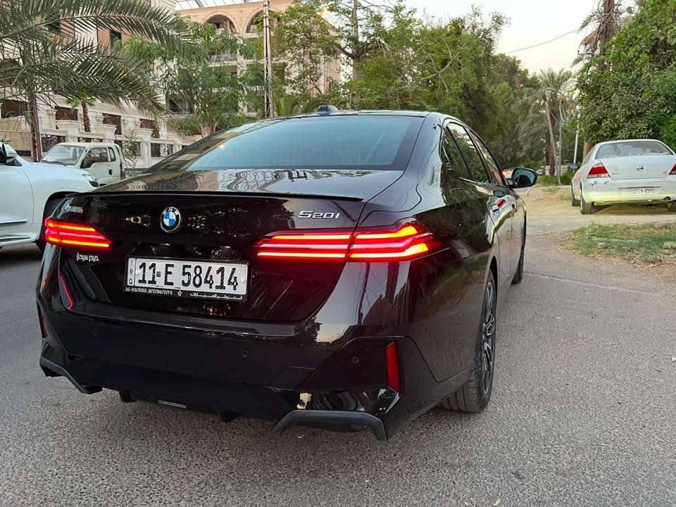 BMW.M kit 520
2024
عداد المسافه ١٠.٠٠٠
خليجيه
وكالة العروش
ضمان وكاله+ صيانه مجانيه
سياره كامل المواصفات
مقاعد جلد كهرباء
تدفئه تبريد ب المقاعد
ستائر ٥
كامره ٣٦٠ درجه
رادار
حساسات خلفي امامي
ابل كار بلي
شباك لد
لايد زنون
بنروما
داخل احمر مميز
نضافه 💯 
وبعد كثير مواصفات
بغداد الجادريه
هاتف ☎️ ***********
