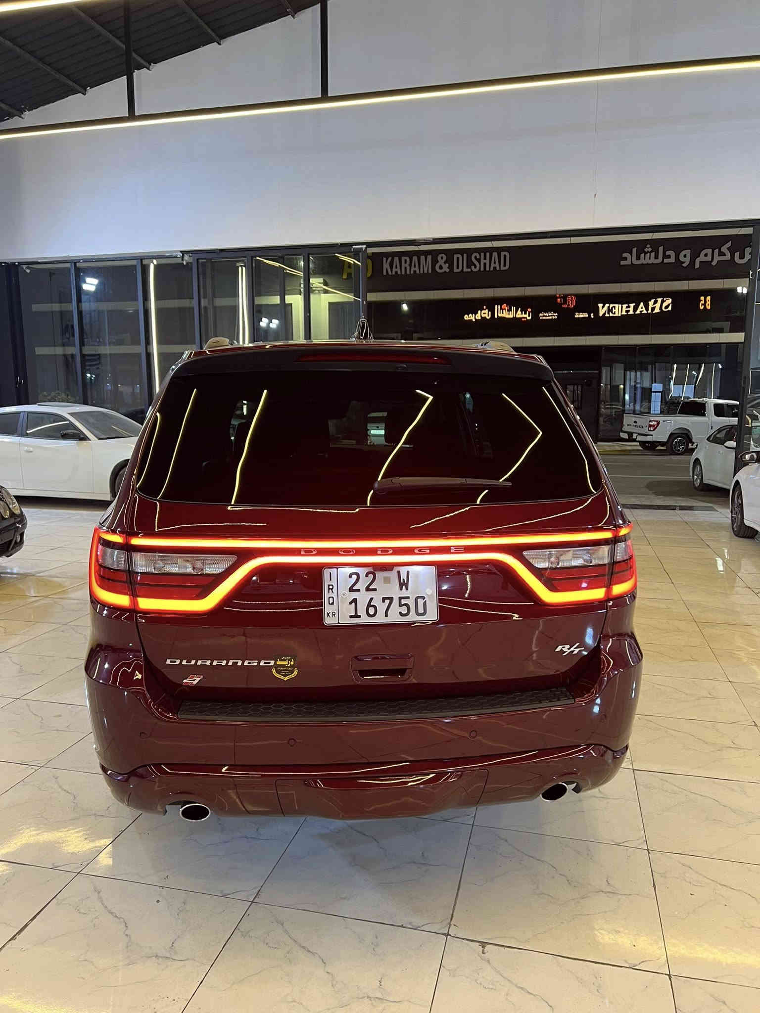 السلام عليكم
Dodge Durango RT2024
HEMI 5.700 (V8)✈️
ماشيه 11mi الف 
فول مواصفات للأخير:
رادار امامي
فتحه سقف ،بصمة تشغيل عن بعد بصمة ابواب.
كشنات السيارة:جلد ملكية VIP،تحكم كهربائي،خزن وضعيات،تدفئة+تبريد.،
تدفئة ستيرن،وضعيات ستيرن كهربائي،شفتات ستيرن ،اشاير بل مري،حساس اطارت،حساس دبه الزرار،شاحن Wireless Charger،
نقطة عمياء 180° + اوامر صوتيه
رادار خلفي 180° + اوامر صوتيه وتوقف ذاتي
(Normal ) (sport) (eco)  وضعيات القيادة 
صندوق كهربائي ،شاشة كبيرة،مانع انزلاق،حساسات خلفية وامامية،لايت زينون
السيارة حادثها بوند مبدل والأصلي موجود 
ونص جاملغ السايق 
صور الحادث موجوده بالمنشور
مكان السيارة : موصل 
السعر:340وبيها مجال 
للتواصل ***********
