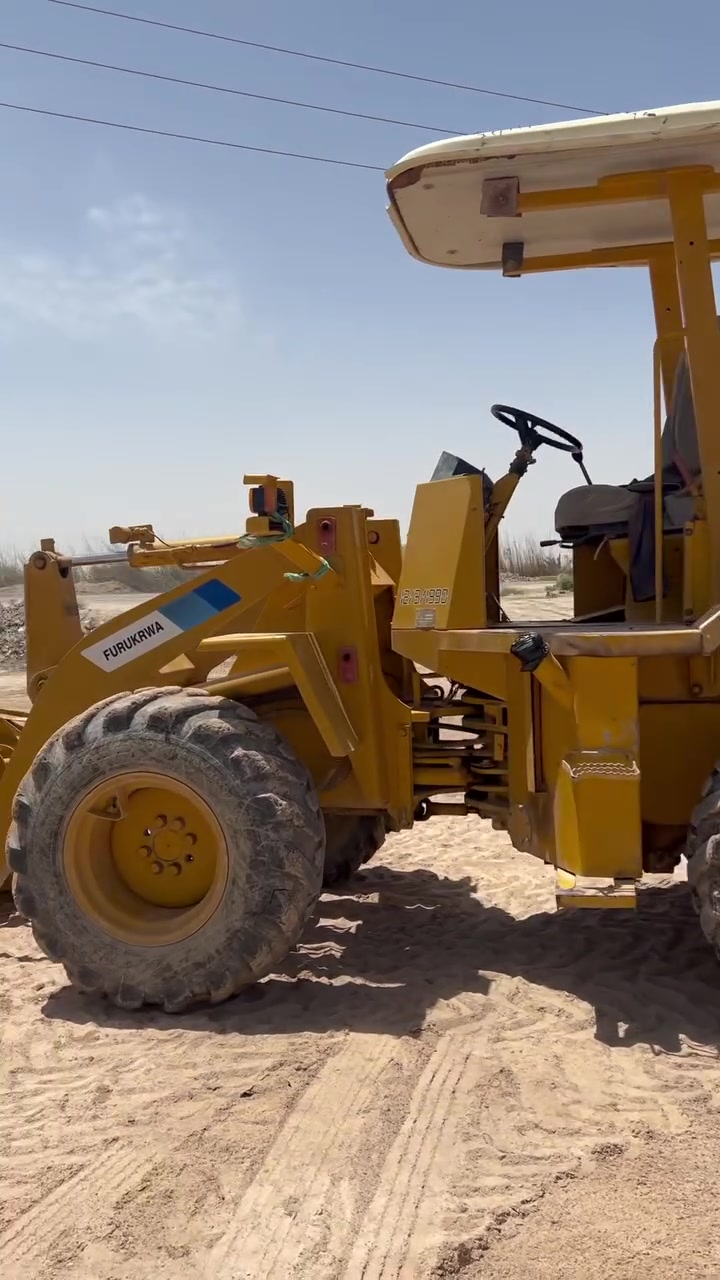 سلام عليكم شفل للبيع نوع فور كاوه  ذي قار اشطره وباقي التفاصيل الاتصال على رقم ***********
