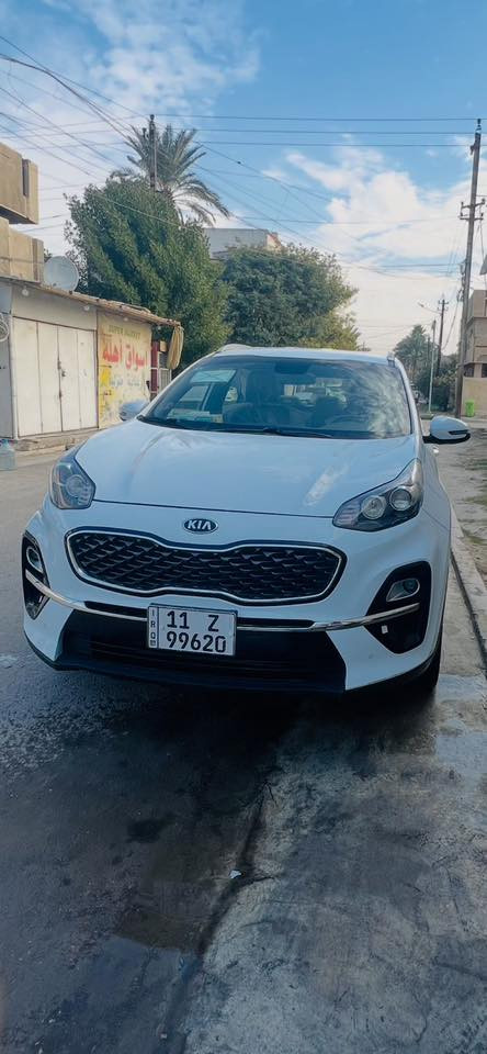 كيا سبورتج 2020 للبيع
السيارة ماشية 66الف كيلو 

بيهة طخة بالباب عكس السايق فقط الباقي مكفول 

السيارة استخدام شخصي 

سنوية بأسمي تنتهي 2031 

هزة جديدة المكان بغداد حي القاهرة 

للاستفسار ***********

السعر 195 ورقة وبيها مجال قليل
