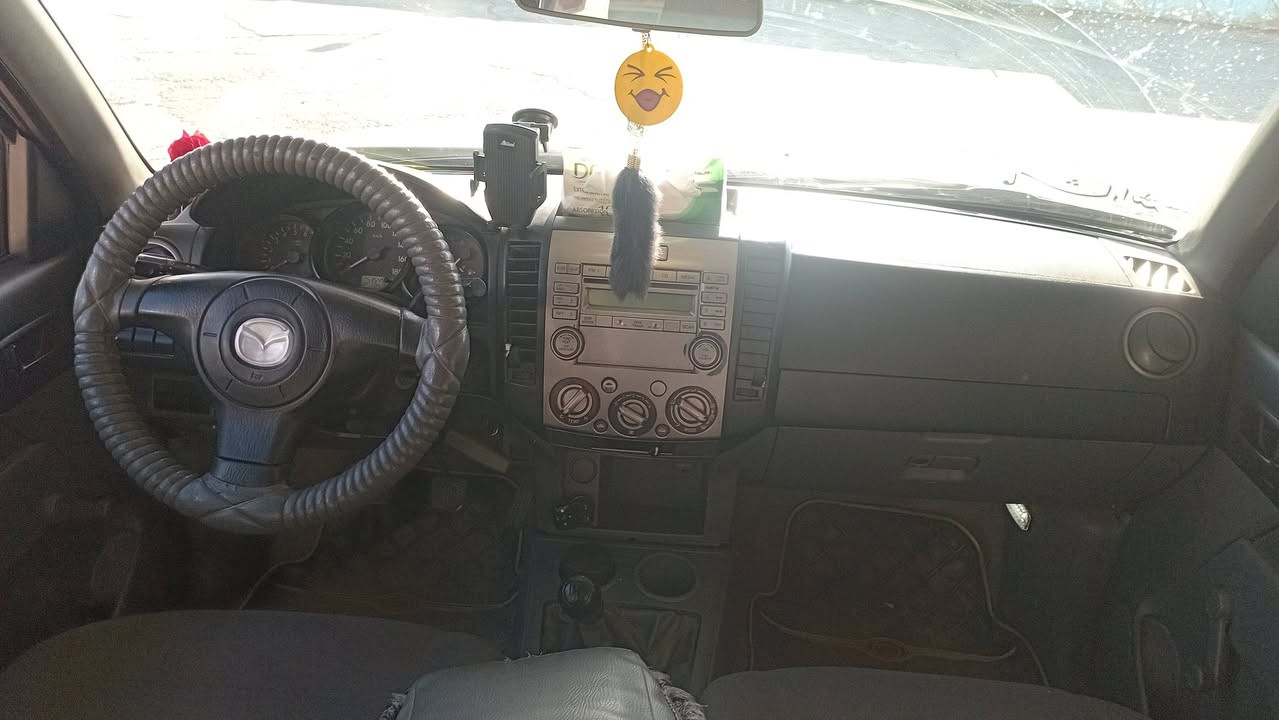 بيكب ..مازده ..٢٠١٢ 
رقم أربيل: رقم هزه سنوية جديد 
السياره: بدون ضرر 
السعر : ١٢٥ 
المحرك + كير بشرط لانفخ لا صرف لا بخار 
#العنوان الحمدانية _ الموصل 
#الاتصال: *********** _ ***********
