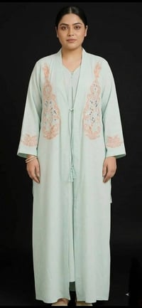 طقم دشداشة وروب • تطريز يدوي • مقاس XL