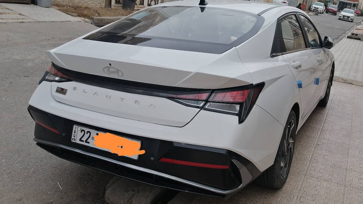 هونداي النترا ٢٠٢٤ فوول مواصفات خليجي وارد صيني . سيارة جاهزة ماشي ٤٦ الف گير محرك كله بشرط صنوق صبغ مع شبر من جملغ سكن بدون دواخل سعر سيارة ١٢٩ مجال قليل اتصال *********** أربيل, العراق
