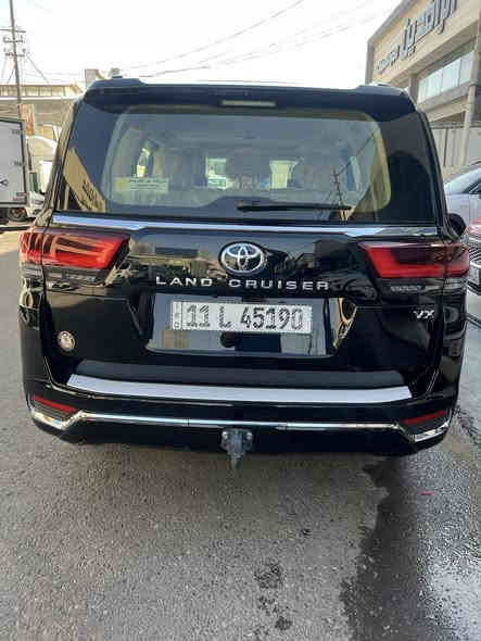 لاندكروز VX 2024 ( اسود ملكي)
📍بغداد
مغلفه ppf
ماشيه (26الف)
(سونار موجود)
فل مواصفات 
معروفه مواصفاتها
مراوس حسب القناعه
🟩 السعر (72)   
اسفسار ***********
