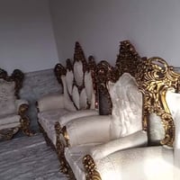 طقم ملكي • ٢٠ مقعد