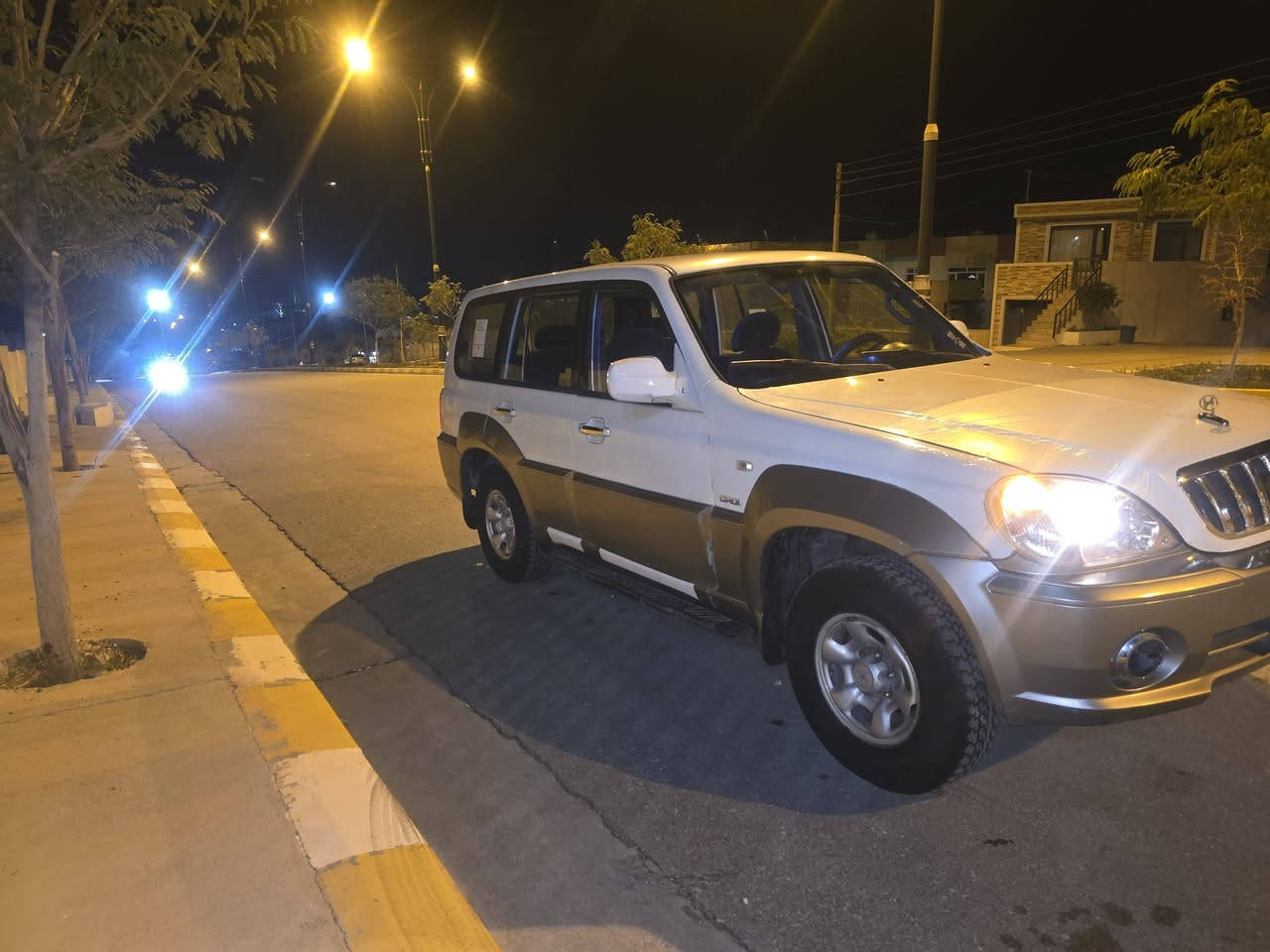 سڵاو لەهەمولایک برایان ترکان مۆدیل 2002 گێڕوومەکینەی خۆی نییە 3000ڤیڤی تی ڕەقەم سلێمانی تازەیە تا 2027 بەشەرتی خەرامەو کامیراش دوبەلە بۆیاخی هەیە هەموگیانی بەشەرت جوارتایەی لۆکی لەسەرە تۆماتیکە بەشەرتی گێروومەکینە لەخواربازاردەفرۆشم 55مەعامەلە ژم *********** دەربەنیخان
